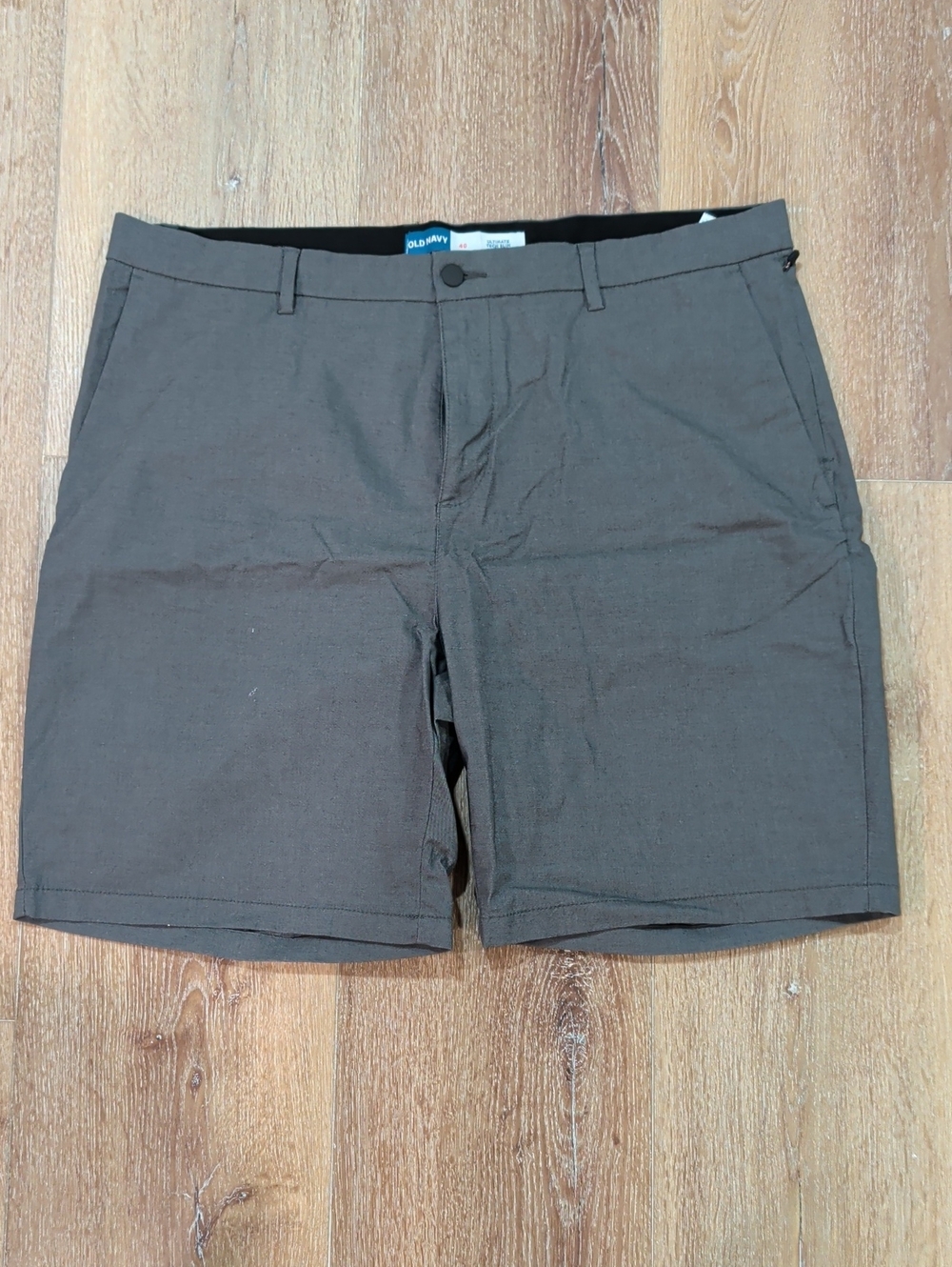 Old Navy Grey Ultimate Tech Slim Shorts - Size 40